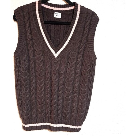 Aritzia Sunday Best Winston 3D look Sweater Vest Preppy Academia Merino Wool - Picture 2 of 15